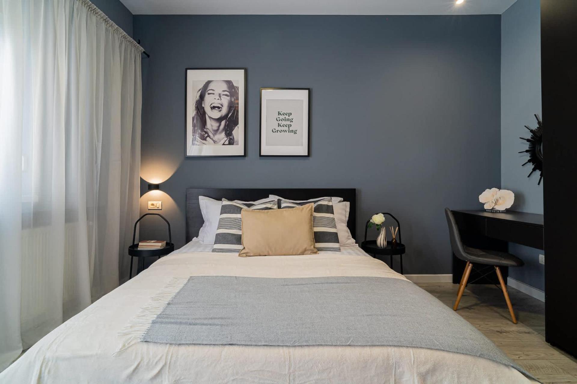 Chic Black & White 2Br Retreat On Dambovitei Bucharest Exterior photo